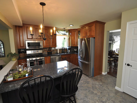 Leach_Kitchen_Completed_2_576x432.jpg